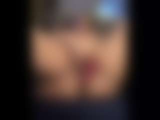 Honestlyfux's Live Sex Cam Show