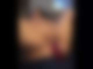 Honestlyfux's Live Sex Cam Show