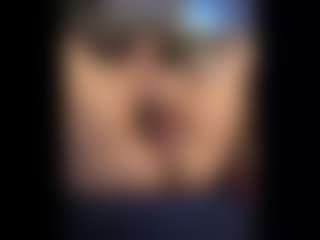 Honestlyfux's Live Sex Cam Show