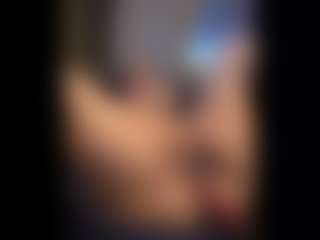 Honestlyfux's Live Sex Cam Show