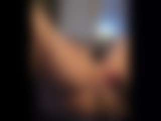 Live cam show with Honestlyfux - Brown Hair on CSO-WL