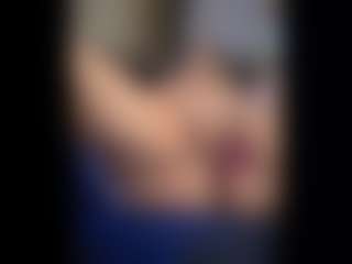 Honestlyfux's Live Sex Cam Show