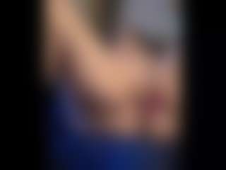 Honestlyfux's Live Sex Cam Show