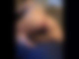 Honestlyfux's Live Sex Cam Show
