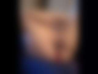 Honestlyfux's Live Sex Cam Show
