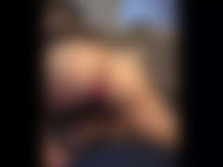 Honestlyfux's Live Sex Cam Show