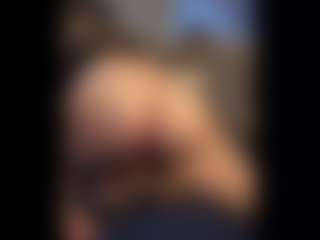 Honestlyfux's Live Sex Cam Show