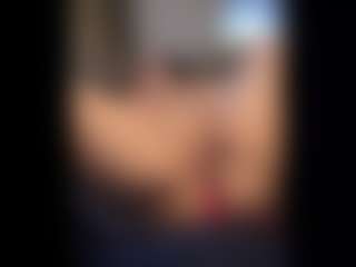 Honestlyfux's Live Sex Cam Show