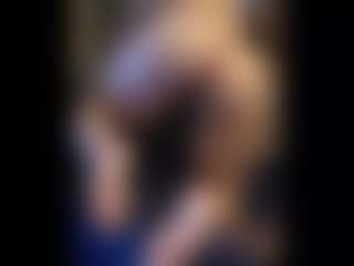 Honestlyfux's Live Sex Cam Show