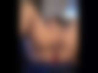 Honestlyfux's Live Sex Cam Show