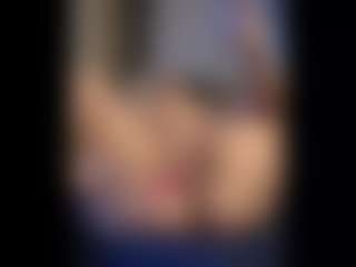 Honestlyfux's Live Sex Cam Show