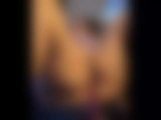 Honestlyfux's Live Sex Cam Show