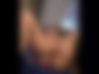 Honestlyfux's Live Sex Cam Show