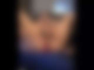 Honestlyfux's Live Sex Cam Show