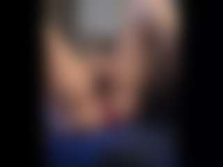 Honestlyfux's Live Sex Cam Show