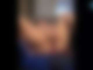 Live cam show with Honestlyfux - Bedroom Curvy on CSO-WL
