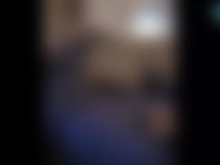 Honestlyfux's Live Sex Cam Show
