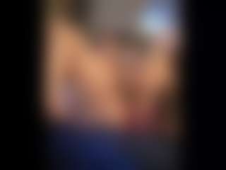 Live cam show with Honestlyfux - Brown Eyes Big Tits on Fling VIP Chat