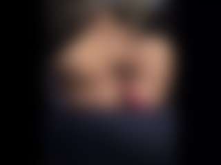 Honestlyfux's Live Sex Cam Show