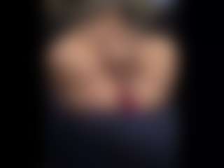 Honestlyfux's Live Sex Cam Show