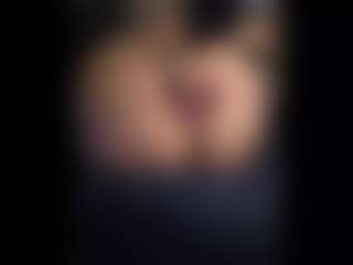 Honestlyfux's Live Sex Cam Show