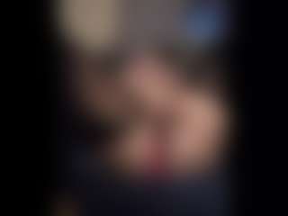 Honestlyfux's Live Sex Cam Show