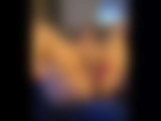 Honestlyfux's Live Sex Cam Show