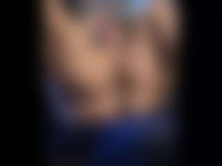 Honestlyfux's Live Sex Cam Show