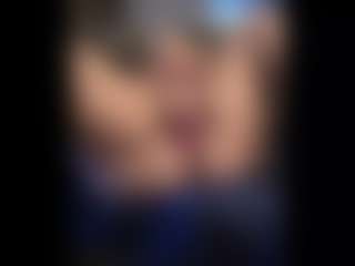 Honestlyfux's Live Sex Cam Show