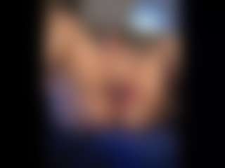 Honestlyfux's Live Sex Cam Show
