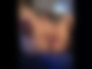 Honestlyfux's Live Sex Cam Show