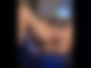 Honestlyfux's Live Sex Cam Show