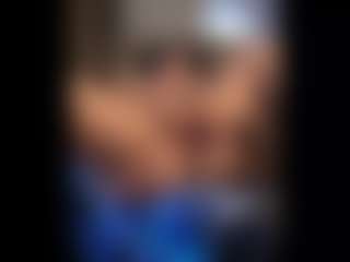 Honestlyfux's Live Sex Cam Show