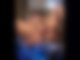 Honestlyfux's Live Sex Cam Show