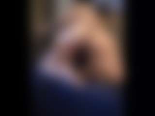Honestlyfux's Live Sex Cam Show