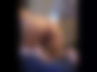 Honestlyfux's Live Sex Cam Show