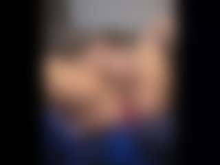 Honestlyfux's Live Sex Cam Show