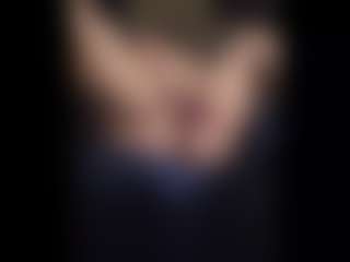 Honestlyfux's Live Sex Cam Show