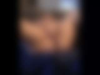 Honestlyfux's Live Sex Cam Show