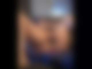 Honestlyfux's Live Sex Cam Show