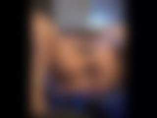 Honestlyfux's Live Sex Cam Show