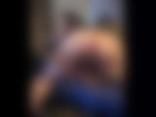 Honestlyfux's Live Sex Cam Show