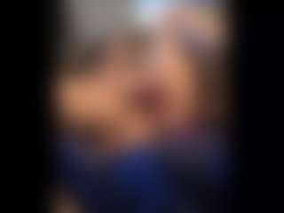 Honestlyfux's Live Sex Cam Show