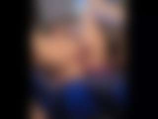 Honestlyfux's Live Sex Cam Show