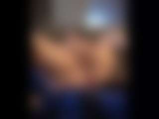 Honestlyfux's Live Sex Cam Show