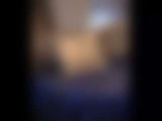Honestlyfux's Live Sex Cam Show