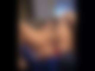 Honestlyfux's Live Sex Cam Show