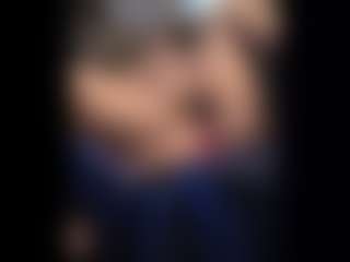 Honestlyfux's Live Sex Cam Show