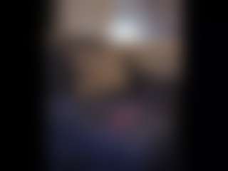Honestlyfux's Live Sex Cam Show