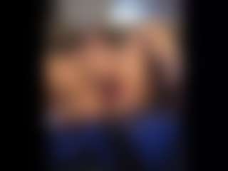 Honestlyfux's Live Sex Cam Show